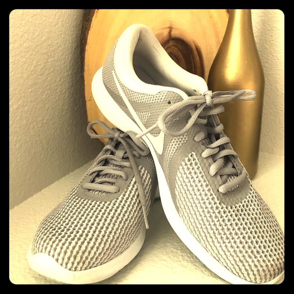 Ladies Nike shoes